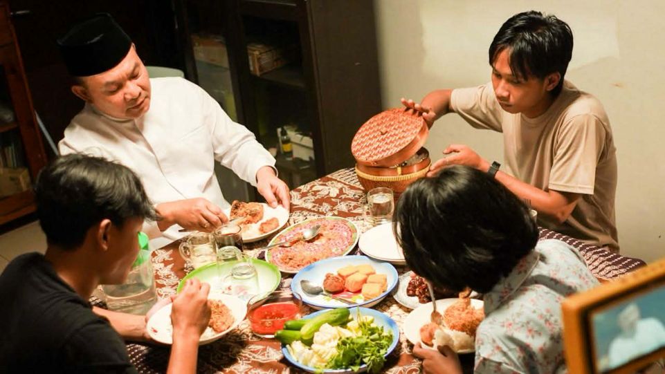 Fajar Sadboy Tampil Religius di Lagu Ramadhan 2026 Jenderal Dudung Abdurachman. (Dok. Istimewa)